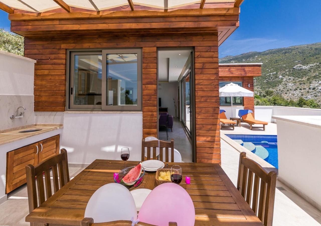 Villa 1 Sleeps 2 Honeymoon Isolated Infinity-Villa Orkide Uzumlu  Luaran gambar