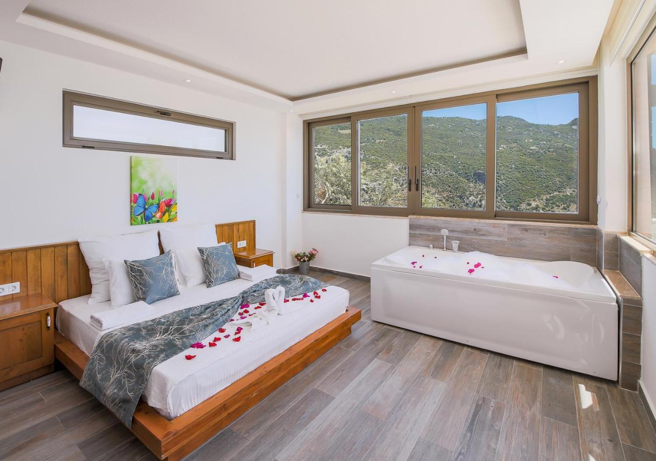 Villa 1 Sleeps 2 Honeymoon Isolated Infinity-Villa Orkide Uzumlu  Luaran gambar