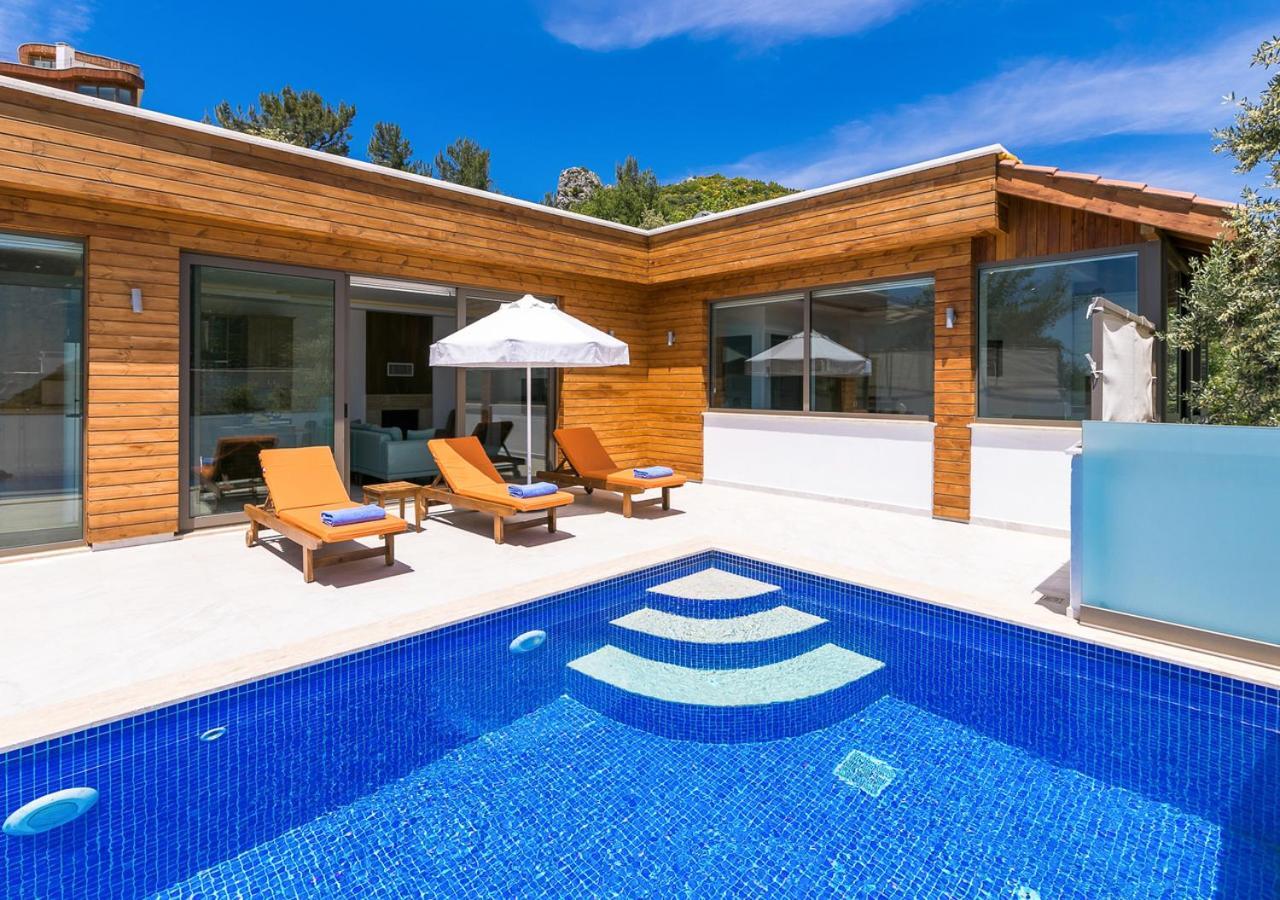 Villa 1 Sleeps 2 Honeymoon Isolated Infinity-Villa Orkide Uzumlu  Luaran gambar